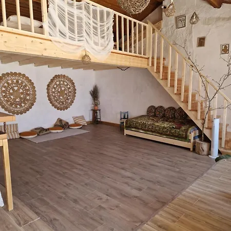 Lameira Da Longra - Bohemian Artistic House