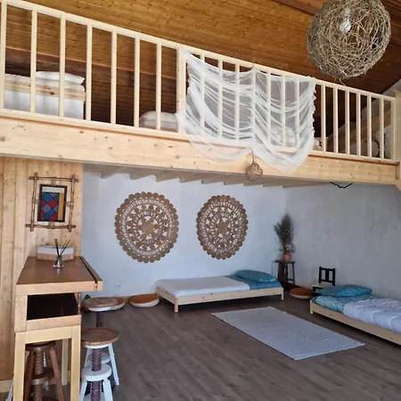 Lameira Da Longra - Bohemian Artistic House Guest house *